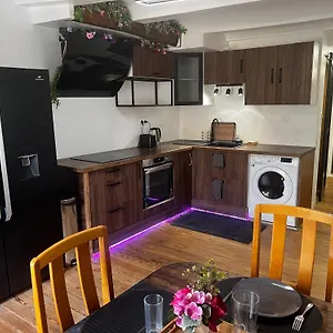  Appartement Moderne Et Chaleureux France