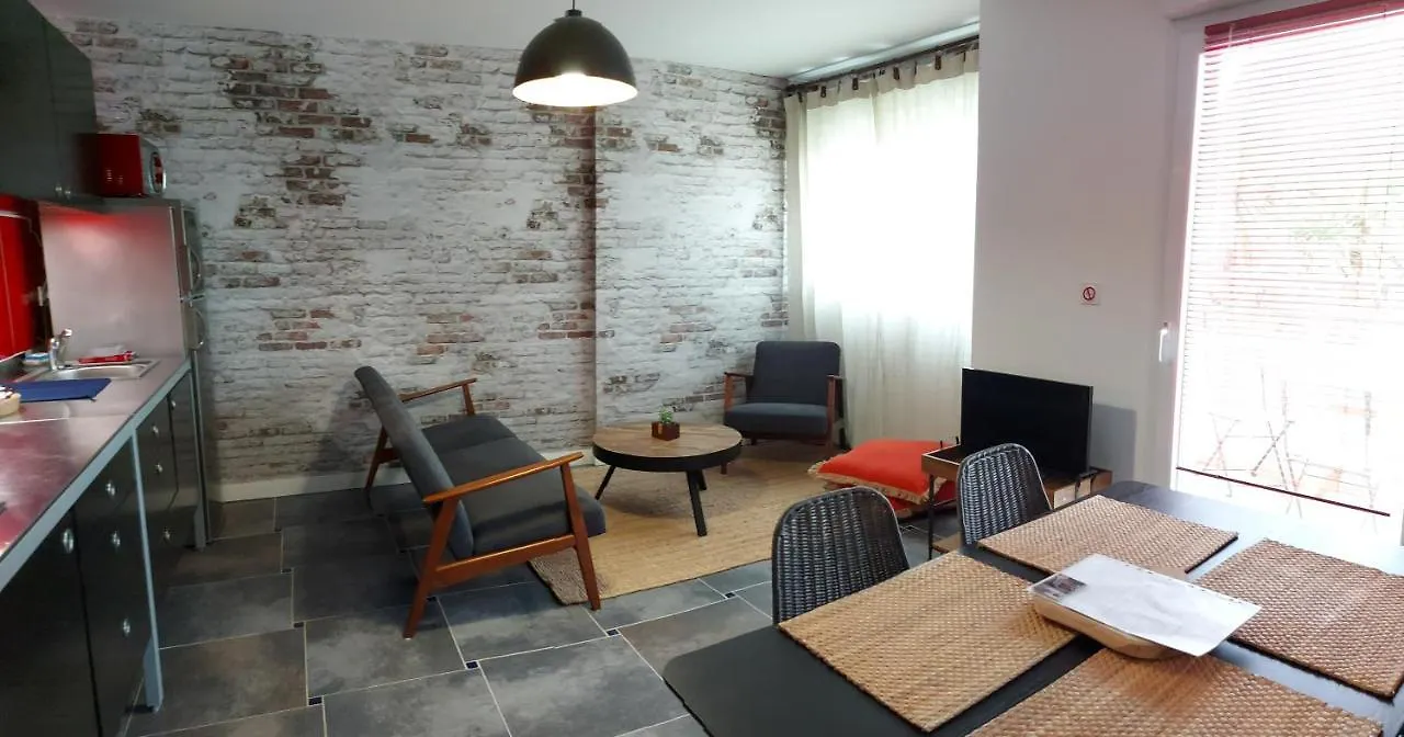 Avec Parking Prive Et Terrasse, Proche Jardin Botanique Apartment Brest 0*,  France